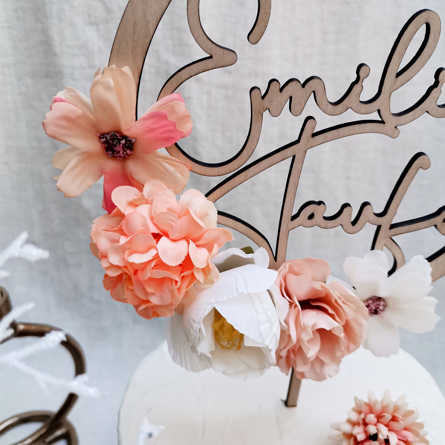 Cake Topper Blütenzauber * Taufe | Kommunion | Firmung * personalisiert mit Namen * Holz