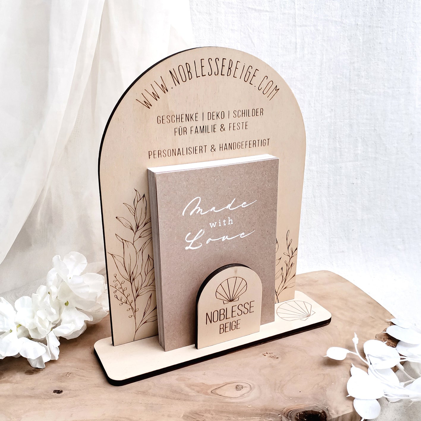 Aufsteller für Karten | Flyer DIN A6 Format * Personalisiert mit Firmenlogo & Text