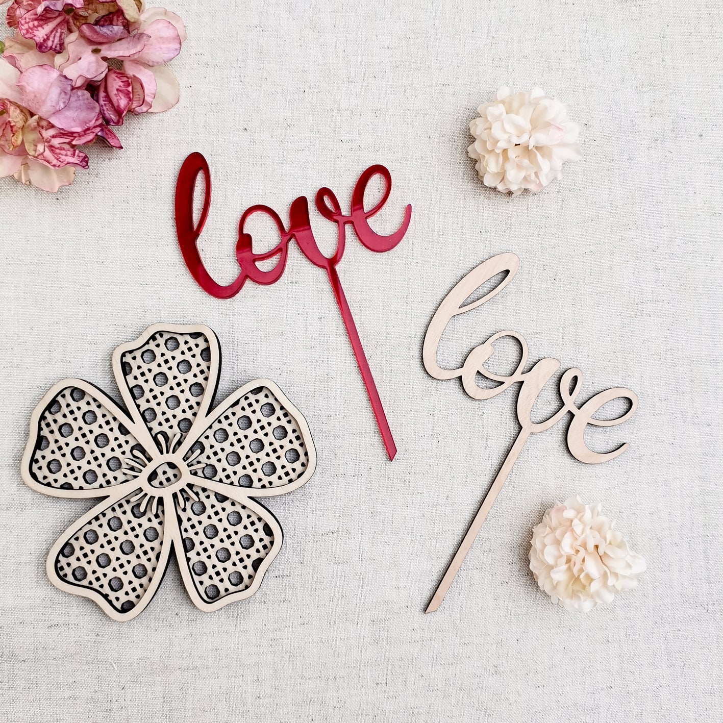 Cake Topper love Schriftzug