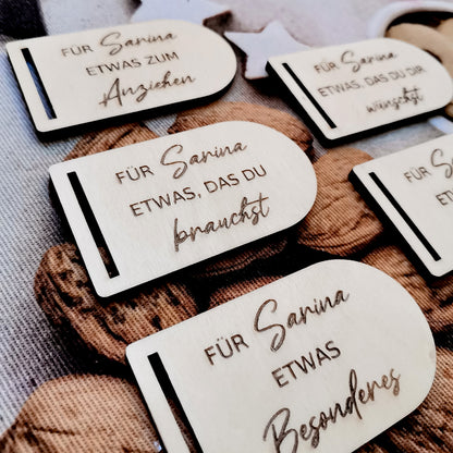 Geschenk-Anhänger SINNVOLLE Geschenke * personalisiert mit Namen * 5-Set aus Holz