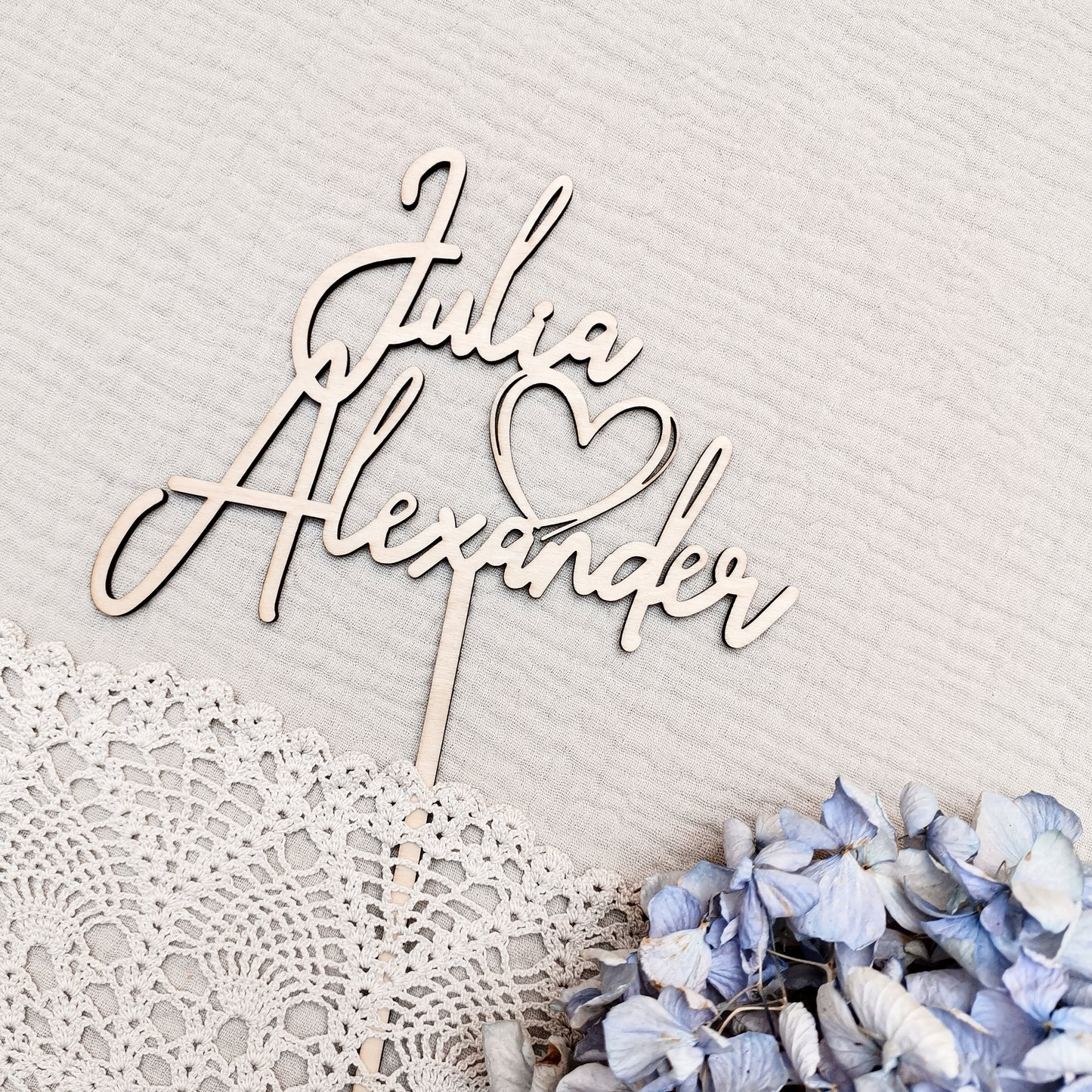 Cake Topper * Personalisiert mit Vornamen und Herz * Holz | Acryl