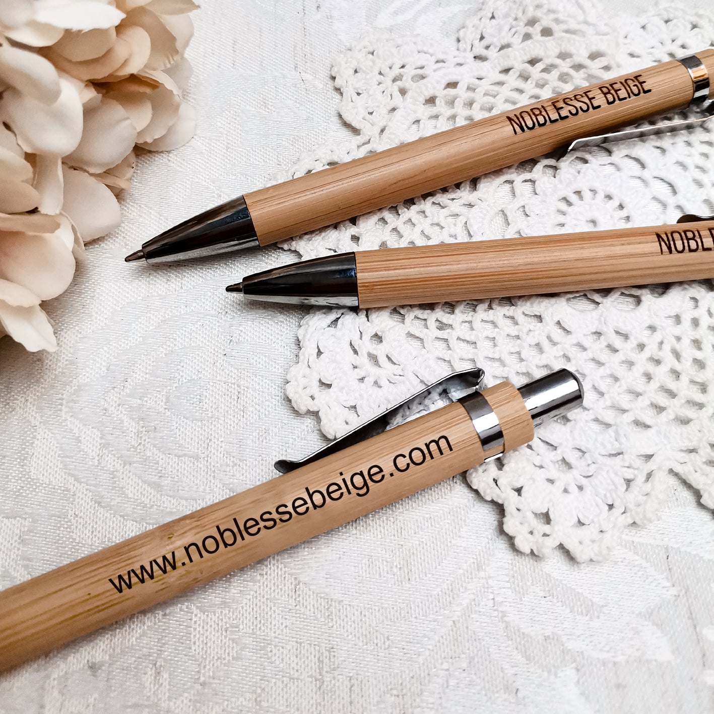 Kugelschreiber aus Holz * personalisiert mit Ihrem Firmennamen & Text
