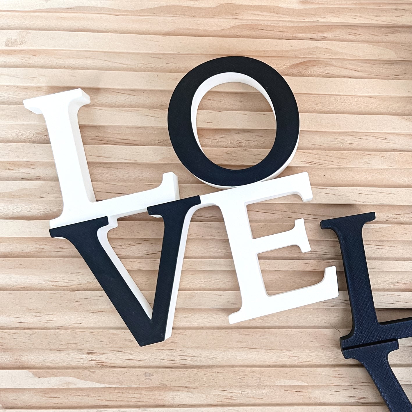 LOVE Schriftzug * Aufsteller + Blumenhalter * STL + 3MF 3D Druckdatei